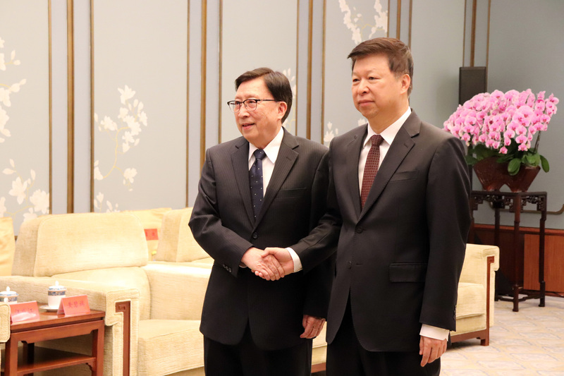 台北-北京：兩岸史觀歧異、中國大陸嚴打「文化台獨」、澎湖明年可望迎陸客 episode artwork