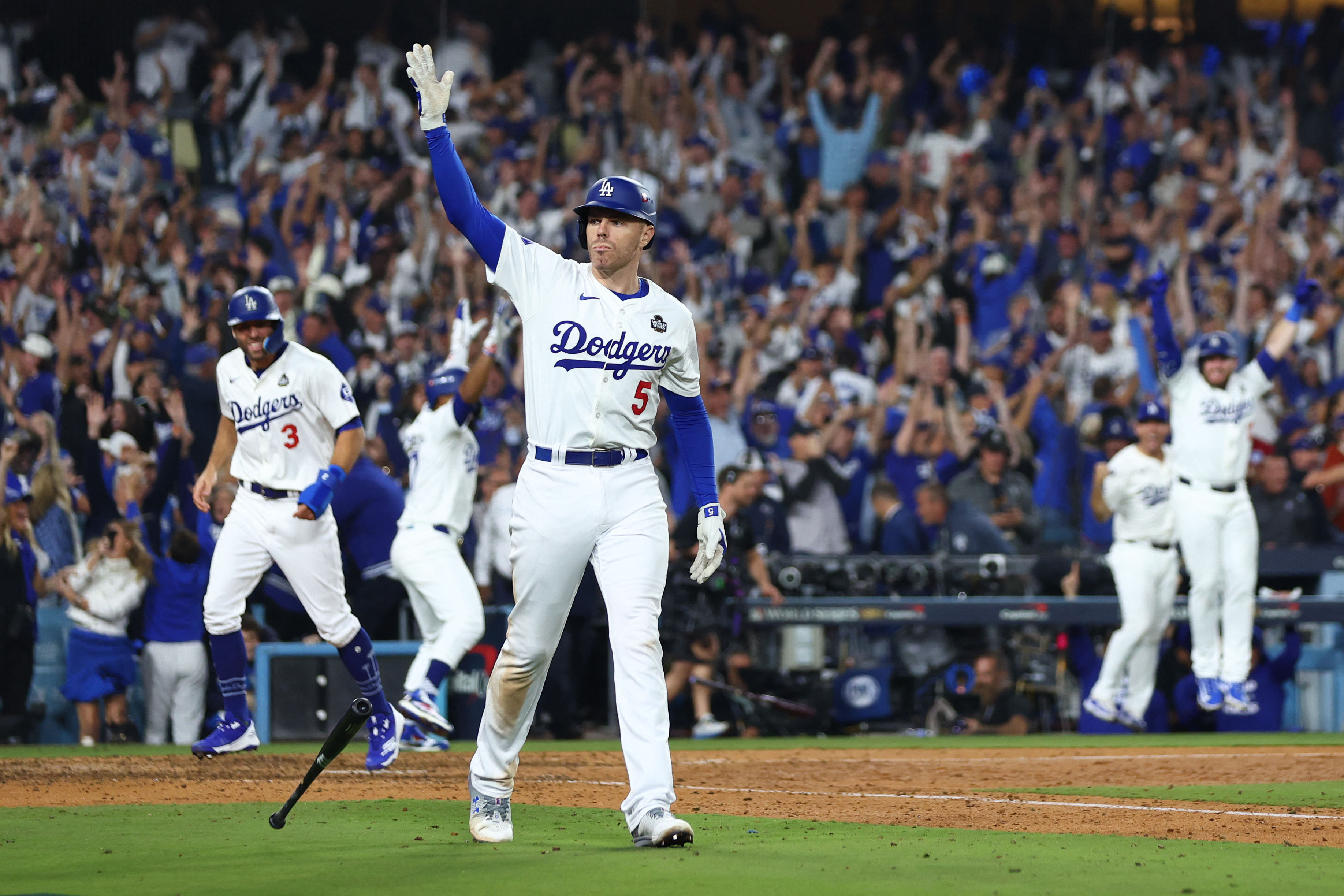 洛杉磯道奇一壘手弗利曼(Freddie Freeman)在10局下打出滿貫砲。 (AFP)