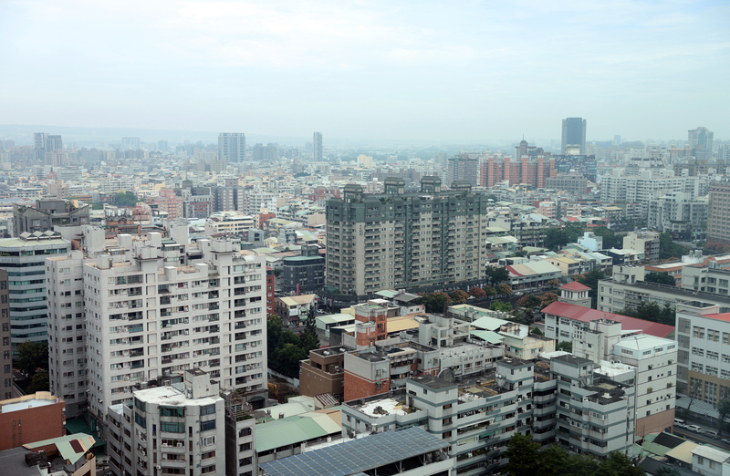 中央銀行今天(25日)公布的1月房貸餘額與建築貸款餘額年增率雙雙下滑。 (示意圖：中央社)