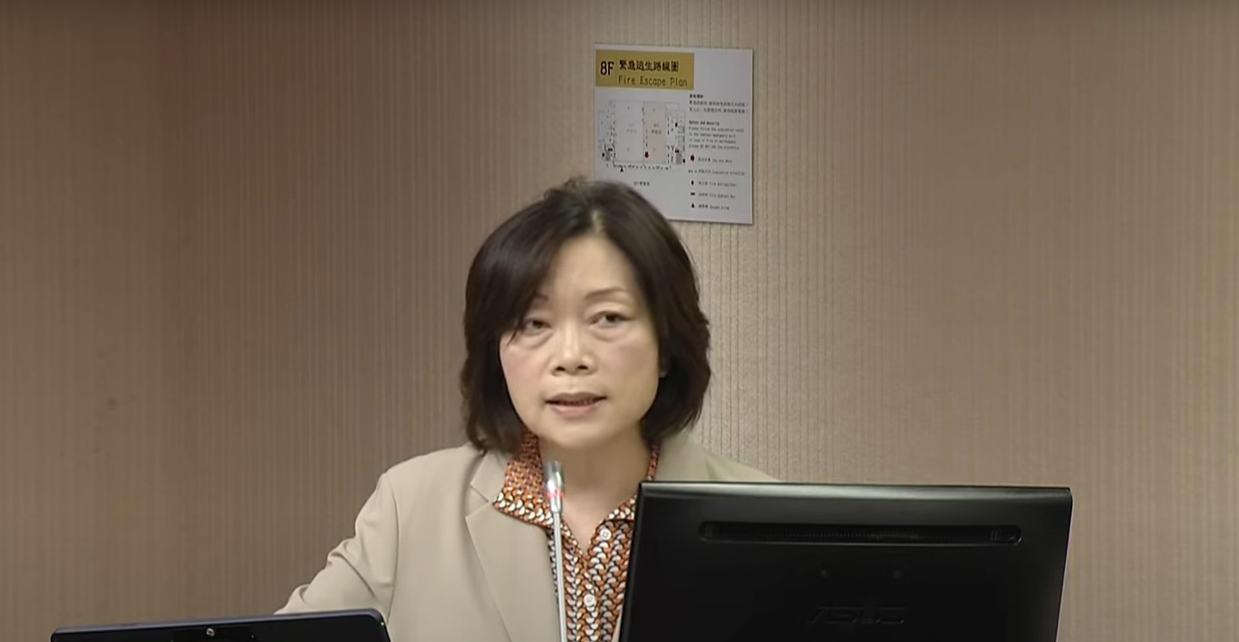 立法院社會福利及衛生環境委員會30日邀請勞動部長何佩珊就「我國全時職位缺工概況」進行專題報告。(翻攝國會頻道)