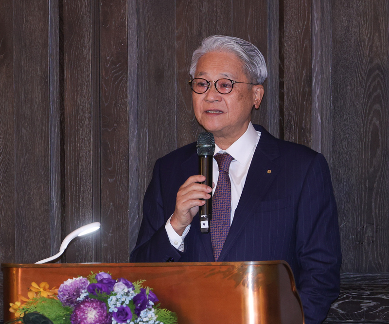 工商協進會工商早餐會26日登場，理事長吳東亮(圖)致詞。 (圖：中央社)