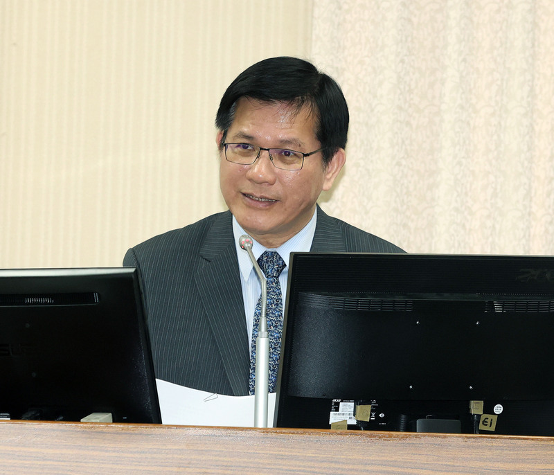 外交部長林佳龍28日在立法院答詢表示，賴總統出訪相關安排都秉持安全、尊嚴、便利、舒適四大原則。中央社記者郭日曉攝  113年11月28日 (圖：中央社)
