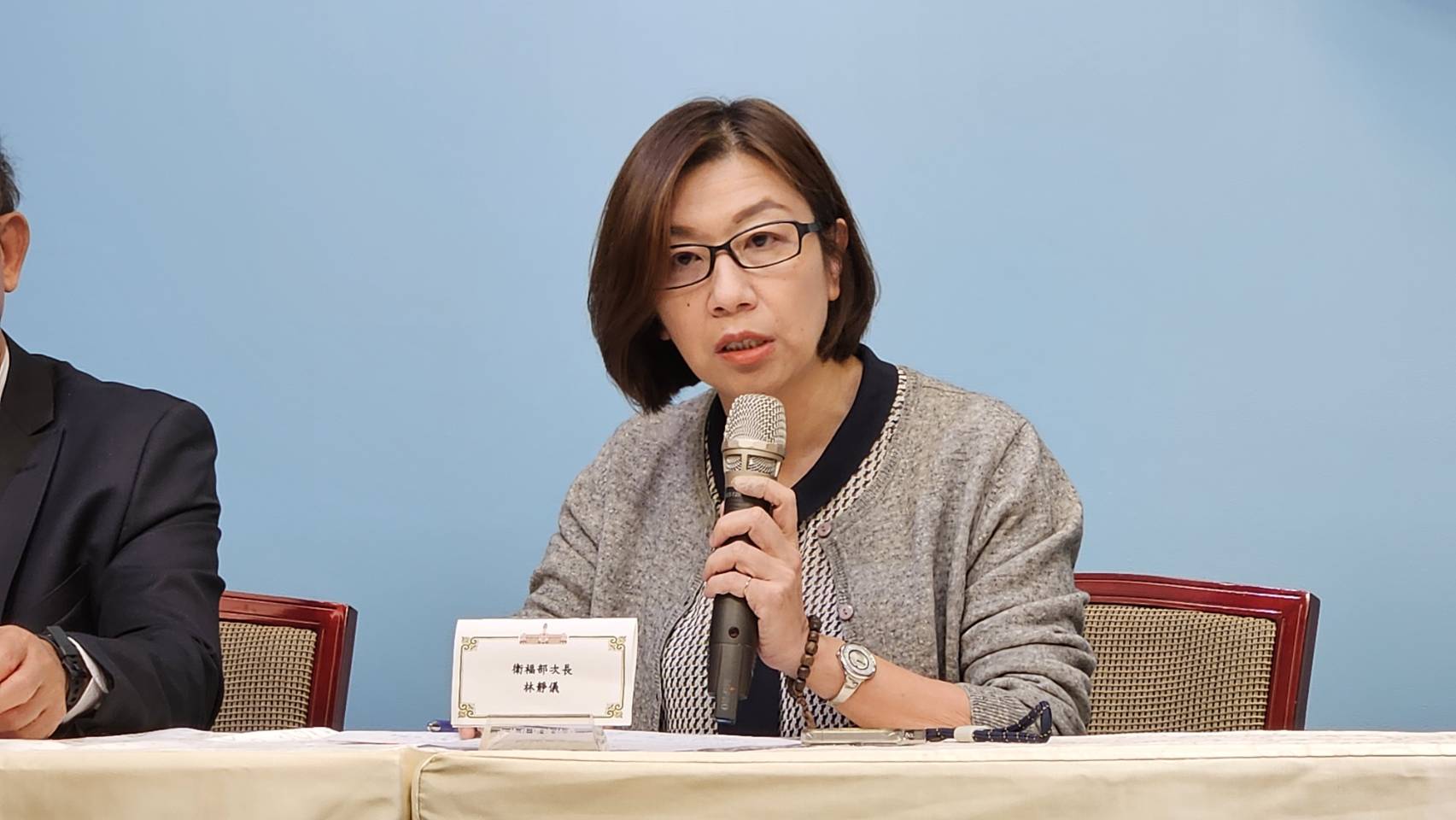 衛生福利部次長林靜儀3日表示，麻醉本就有風險，未來擬將要求不可使用「舒眠」等軟性、模糊字眼，讓民眾降低戒心、甚至忽略麻醉風險。(資料照/歐陽夢萍 攝)