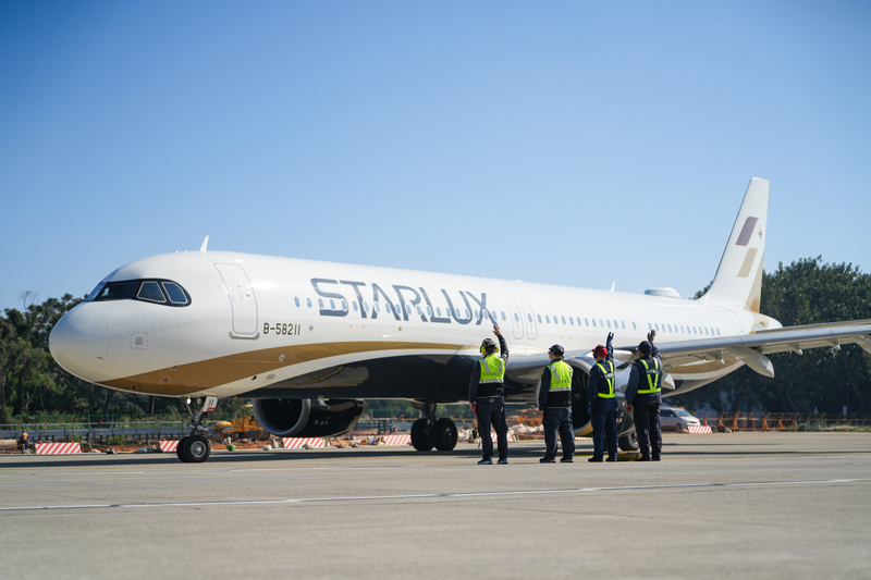 桃市府日前認定星宇航空歧視中高齡就業開罰新台幣30萬元，星宇航空不服處分提出訴願，近日遭勞動部駁回、維持原處分。(圖：中央社)
