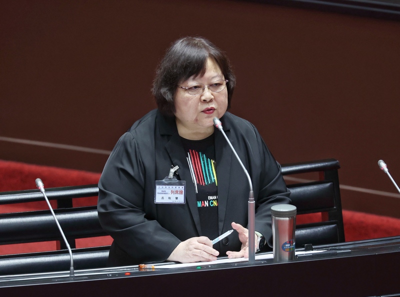 考試委員被提名人呂秋慧表示，她贊成把霸凌、性騷、酒駕、毒駕列入考績法記2大過的樣態。(圖：中央社)