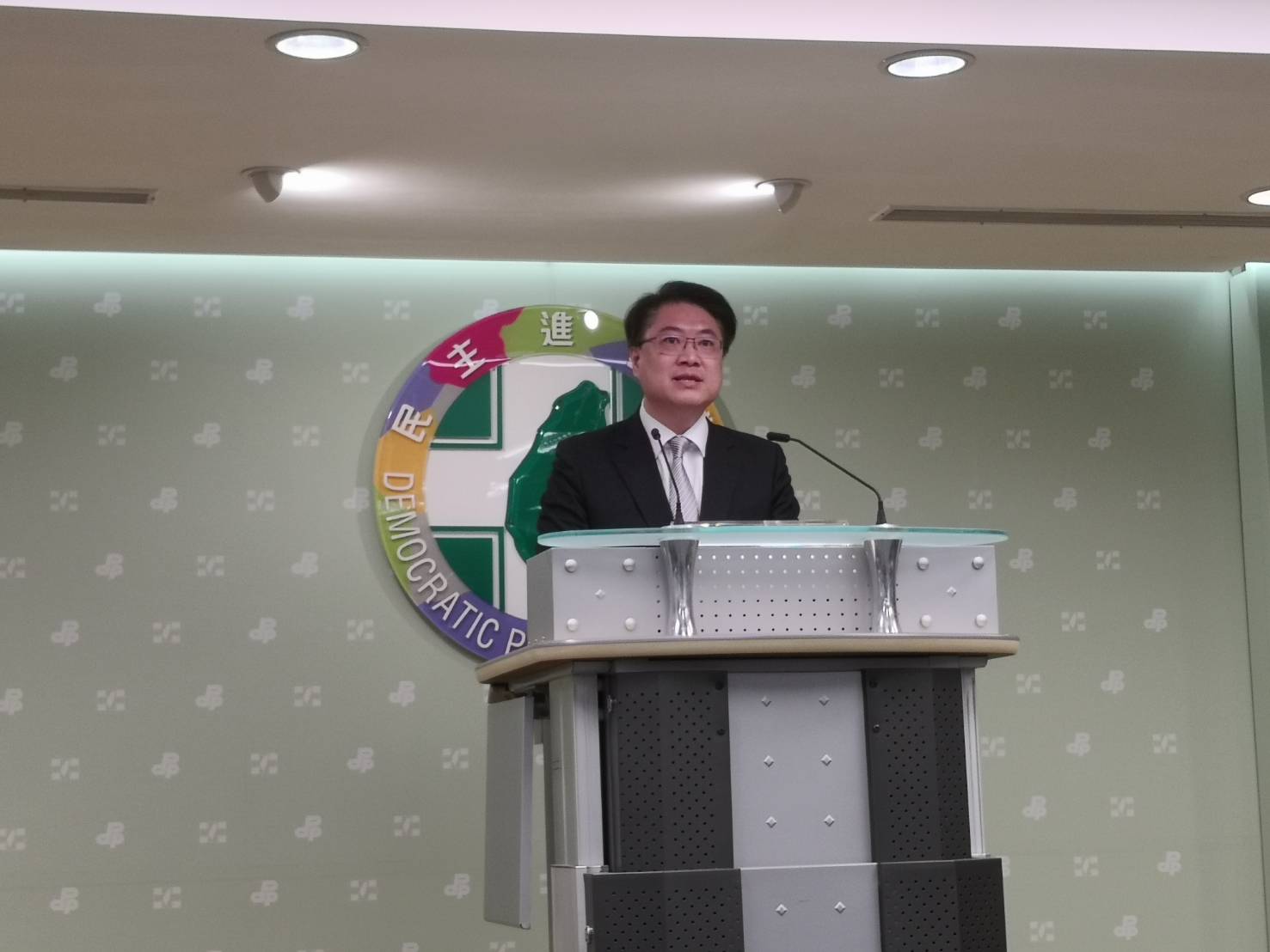 民進黨秘書長林右昌9日表示，主導修法的國民黨將在歷史留下紀錄。（資料照/劉玉秋 攝）