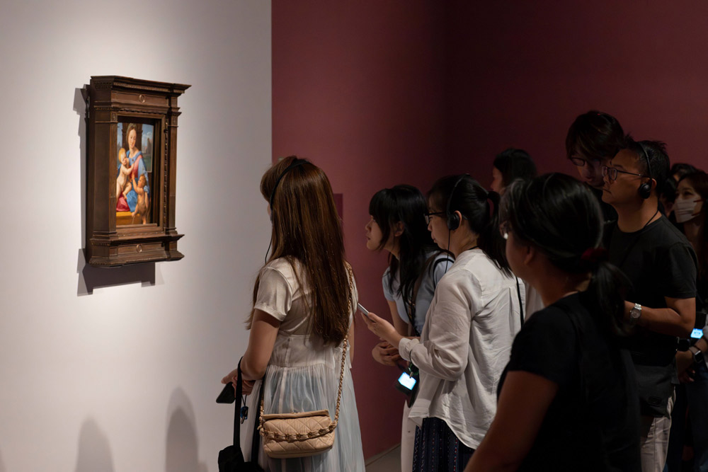 2024年度十大藝文新聞， 奇美博物館「英國國家畫廊首度來台」居榜首。(奇美博物館提供)