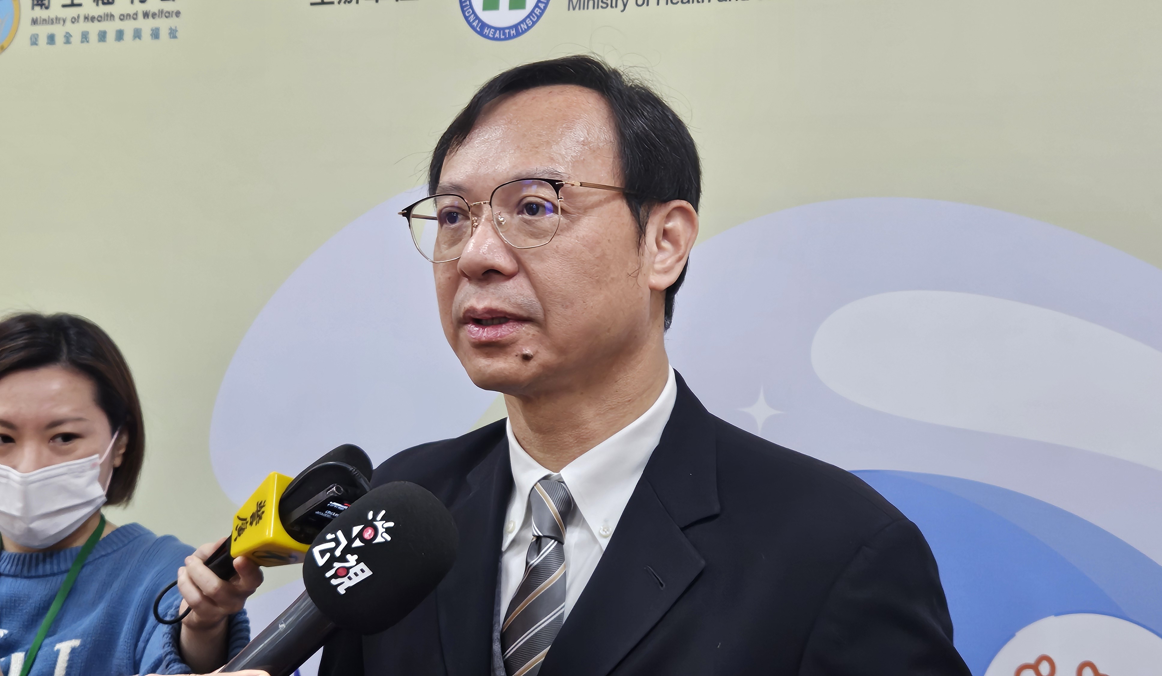 健保署長石崇良30日表示，醫院個別總額制符合前瞻式預算清神。(劉品希 攝)