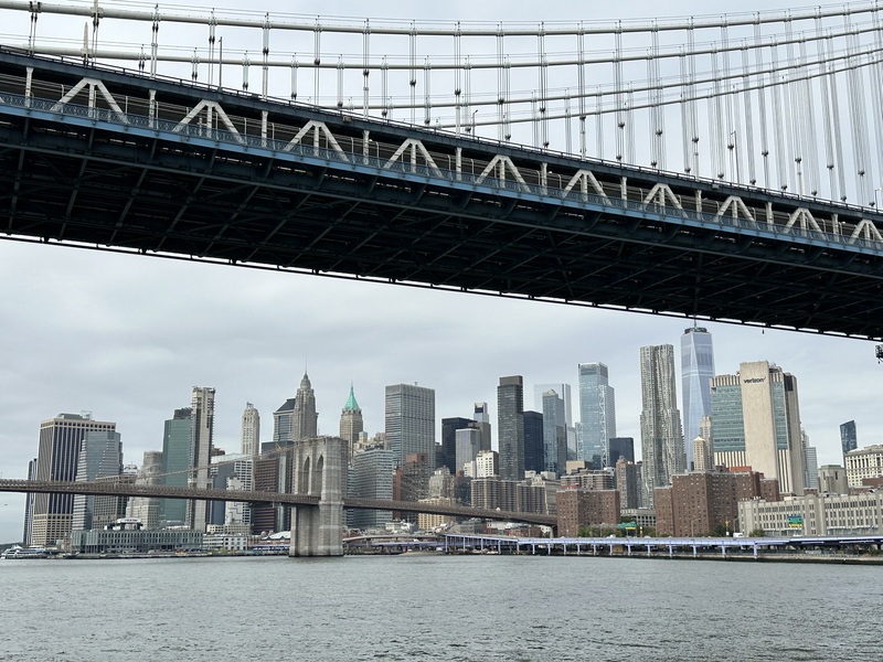 開車進入紐約曼哈頓中城與下城的駕車族需支付「塞車費」。 (圖：中央社)