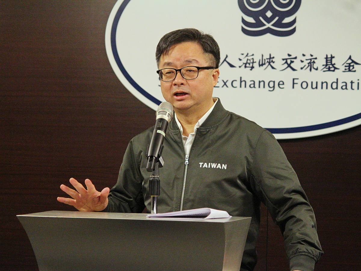 海基會祕書長羅文嘉10日表示，期待兩岸兩會2025年能有所突破，恢復過往例行性往來 (央廣記者王照坤 攝)