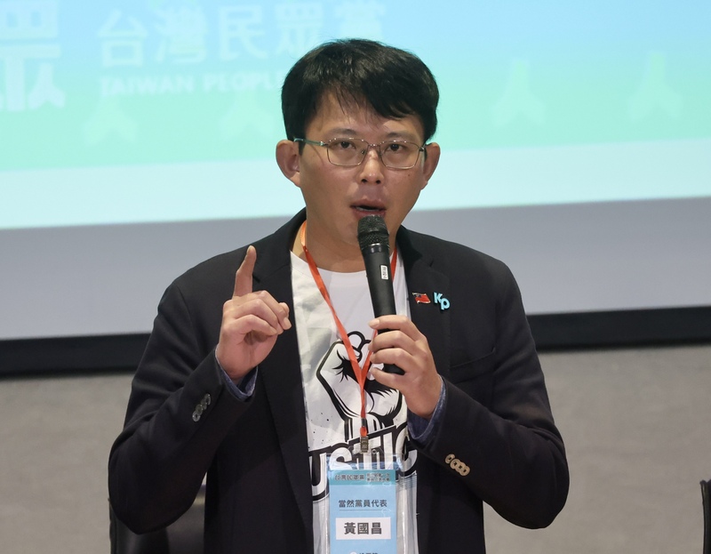 民眾黨代理主席黃國昌19日下午出席第3屆黨員大會。(圖：中央社)