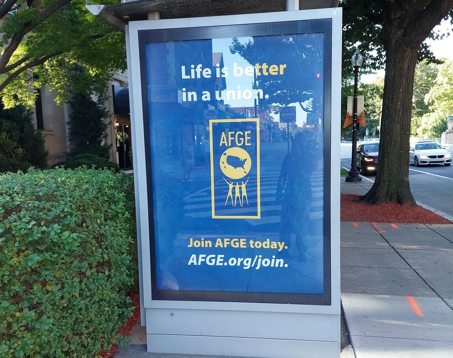 美國政府雇員聯合會(American Federation of Government Employees)所設置的戶外廣告。(AFGE粉專)