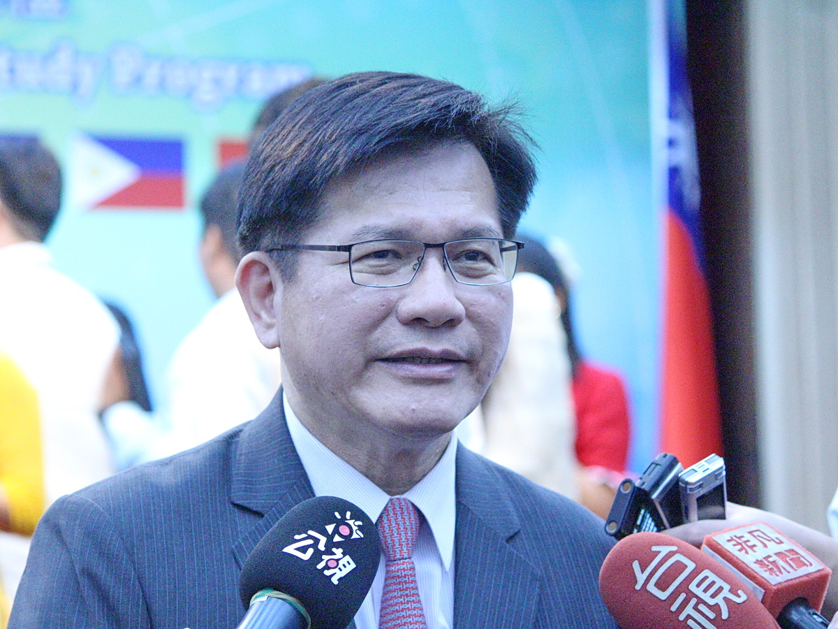 外交部長林佳龍受訪。 (央廣檔案/記者王照坤 攝)