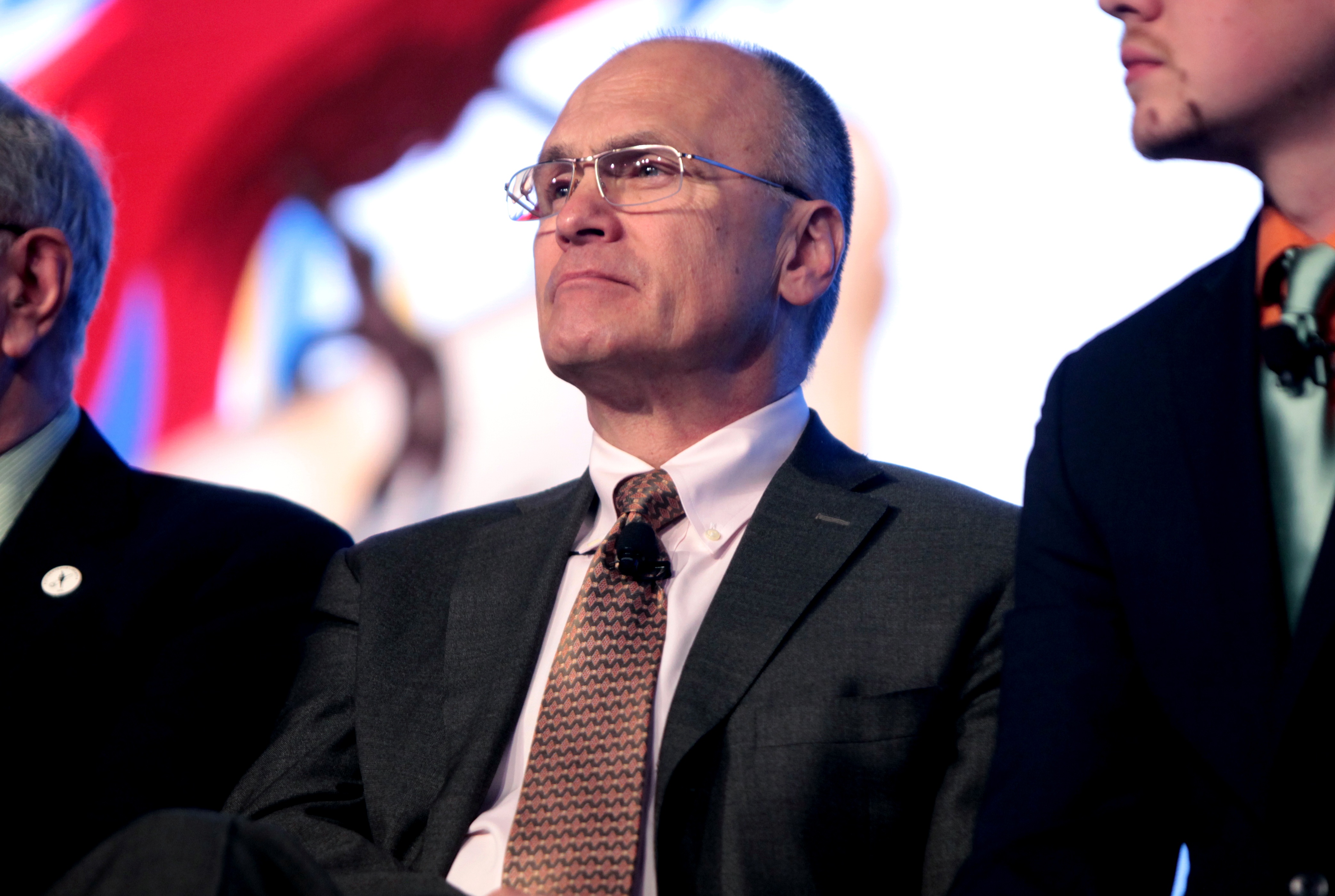 連鎖速食業者CKE餐廳前執行長帕茲德(Andrew Puzder)。(圖：維基)