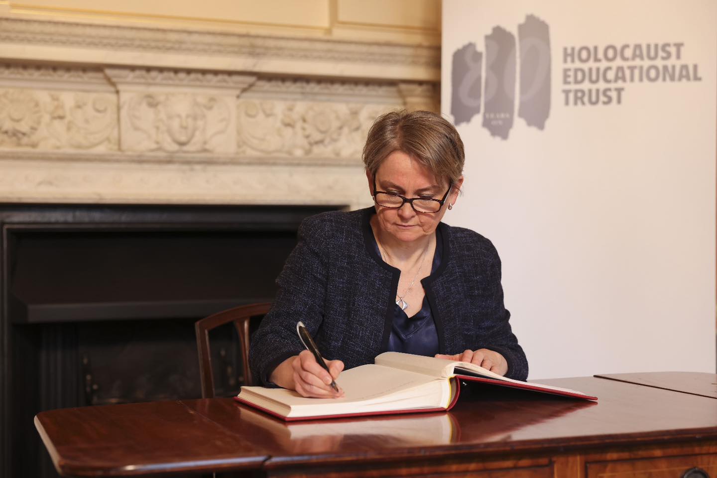 英國內政大臣古柏（Yvette Cooper）。資料照。(FB@Yvette Cooper)