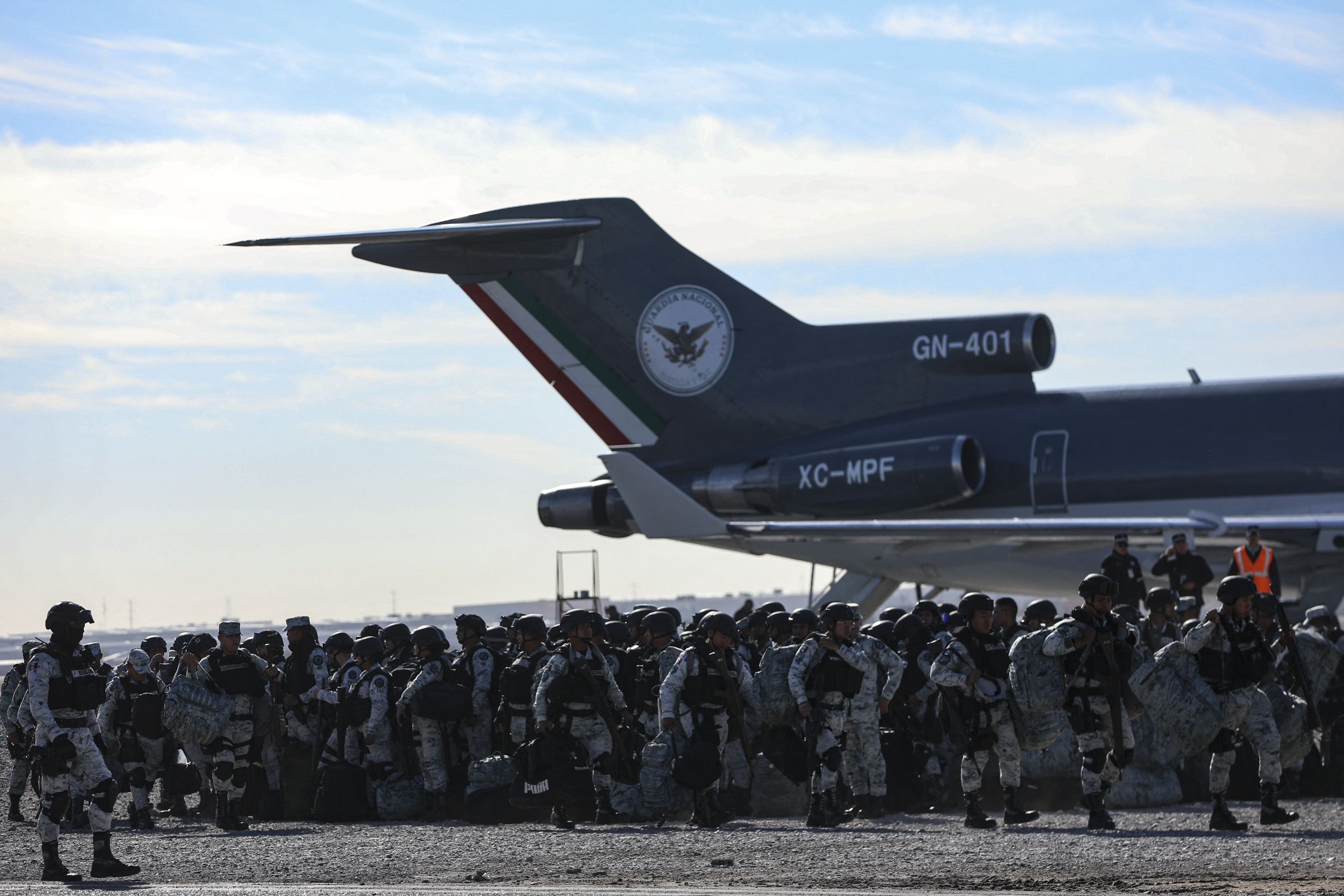 墨西哥為了換取美國總統川普延後加徵關稅，已於4日開始向該國北部邊境派遣軍隊。(AFP)