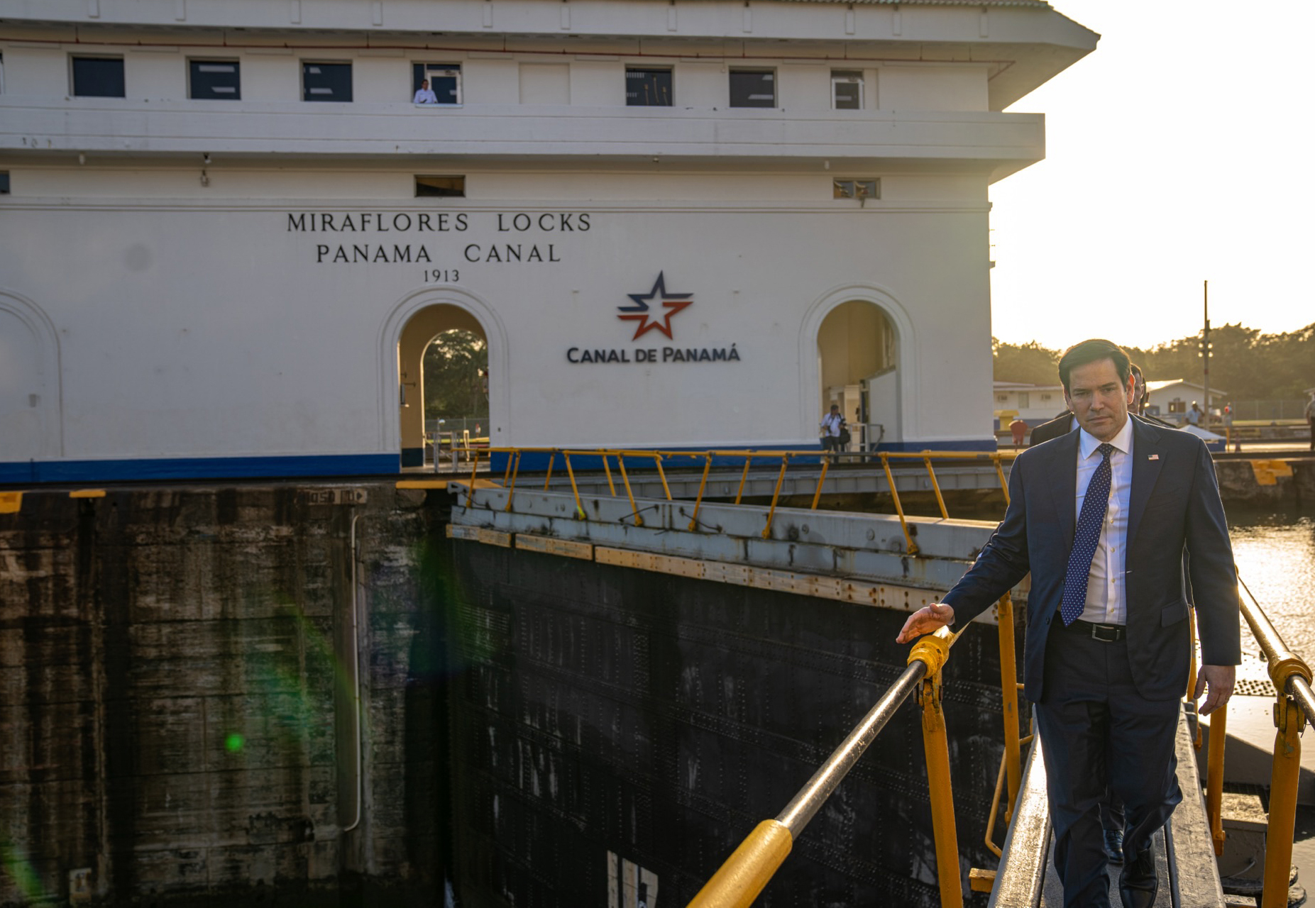 美國國務卿盧比歐2日參訪巴拿馬運河。 (圖:美國國務院)