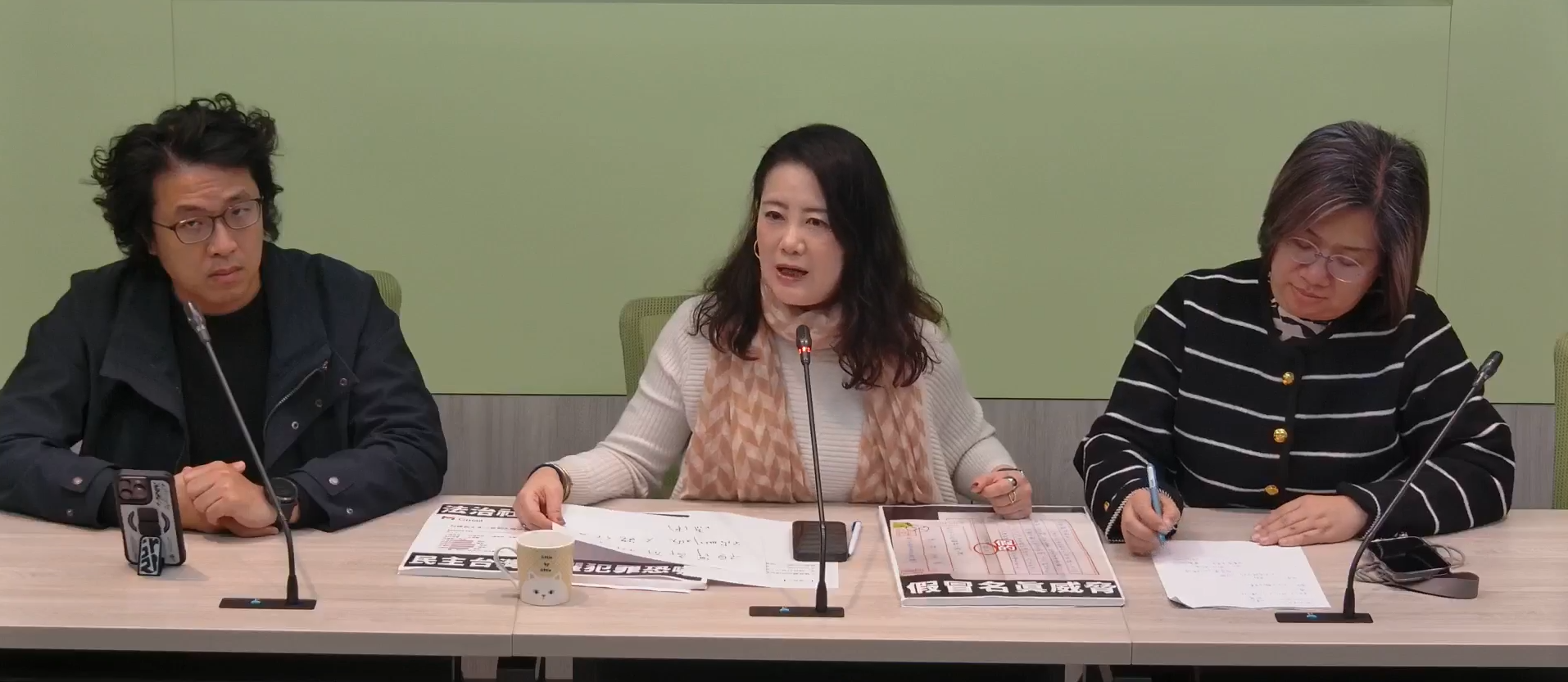 民進黨團7日召開輿情回應記者會。(翻攝民進黨立法院黨團臉書直播)