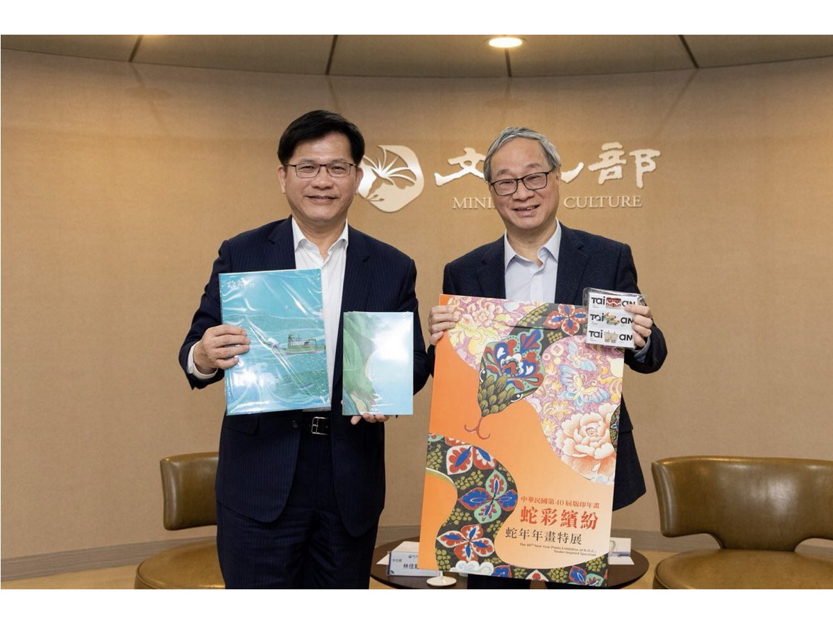 外交部長林佳龍(左)11日邀請文化部長李遠(右)商討加強合作推動文化外交，外交部表示，這是兩部首次舉行雙部長層級會議 (外交部提供)