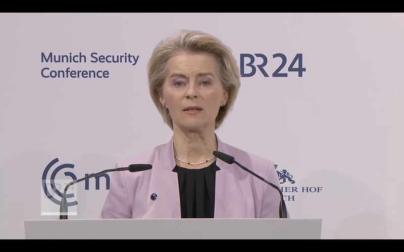 歐盟執委會主席范德賴恩出席慕尼黑安全會議。（圖截自慕尼黑安全會議網站） (圖：中央社)