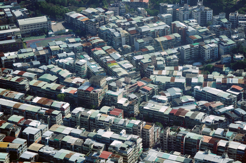 綜所稅房屋租金支出從今年起改為特別扣除額。國土署今天(11日)表示，房客申請租金補貼及每年申報綜合所得稅時，向國稅局核實提列租金支出金額抵稅，不會影響房東稅務負擔。(示意圖：中央社)