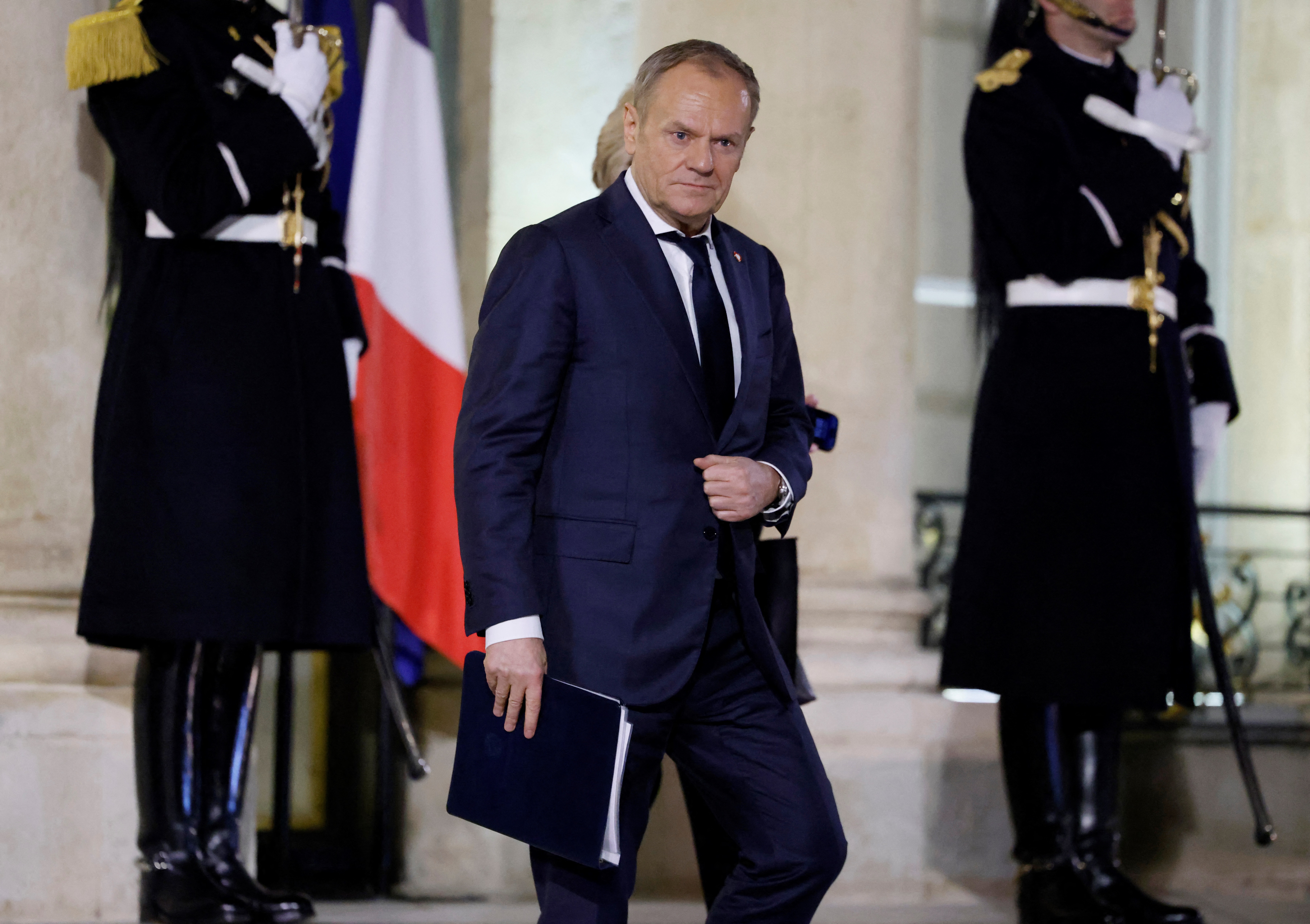 波蘭總理圖斯克(Donald Tusk)(中)。(AFP)
