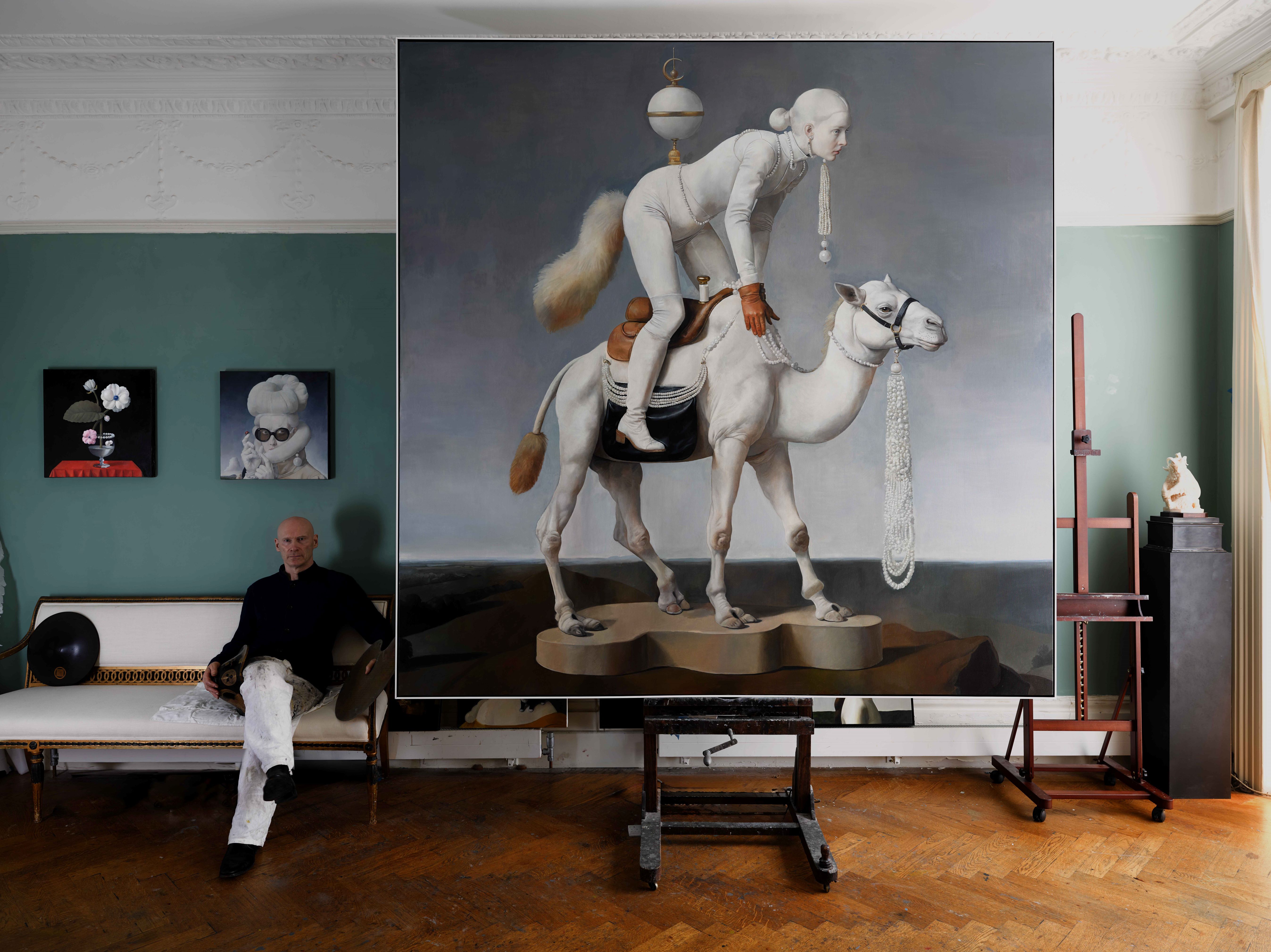 英國藝術鬼才馮・沃爾夫（Von Wolfe）亞洲首次大型回顧展將於11月在高美館登場，展出包含藝術家最新融合AI演算的作品，邀請觀眾一起走進馮・沃爾夫打破傳統藝術與人工智慧邊界的奇幻花園。(高美館提供)