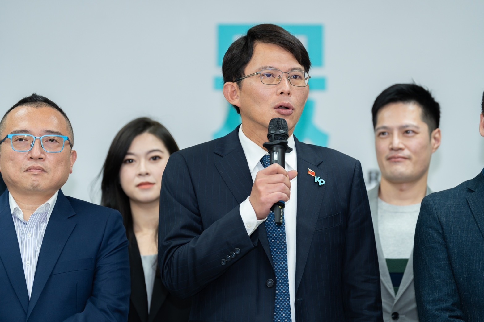 黃國昌19日民眾黨中央委員會後正式就任黨主席職務，並宣布黨內主管職務調整。(台灣民眾黨提供)