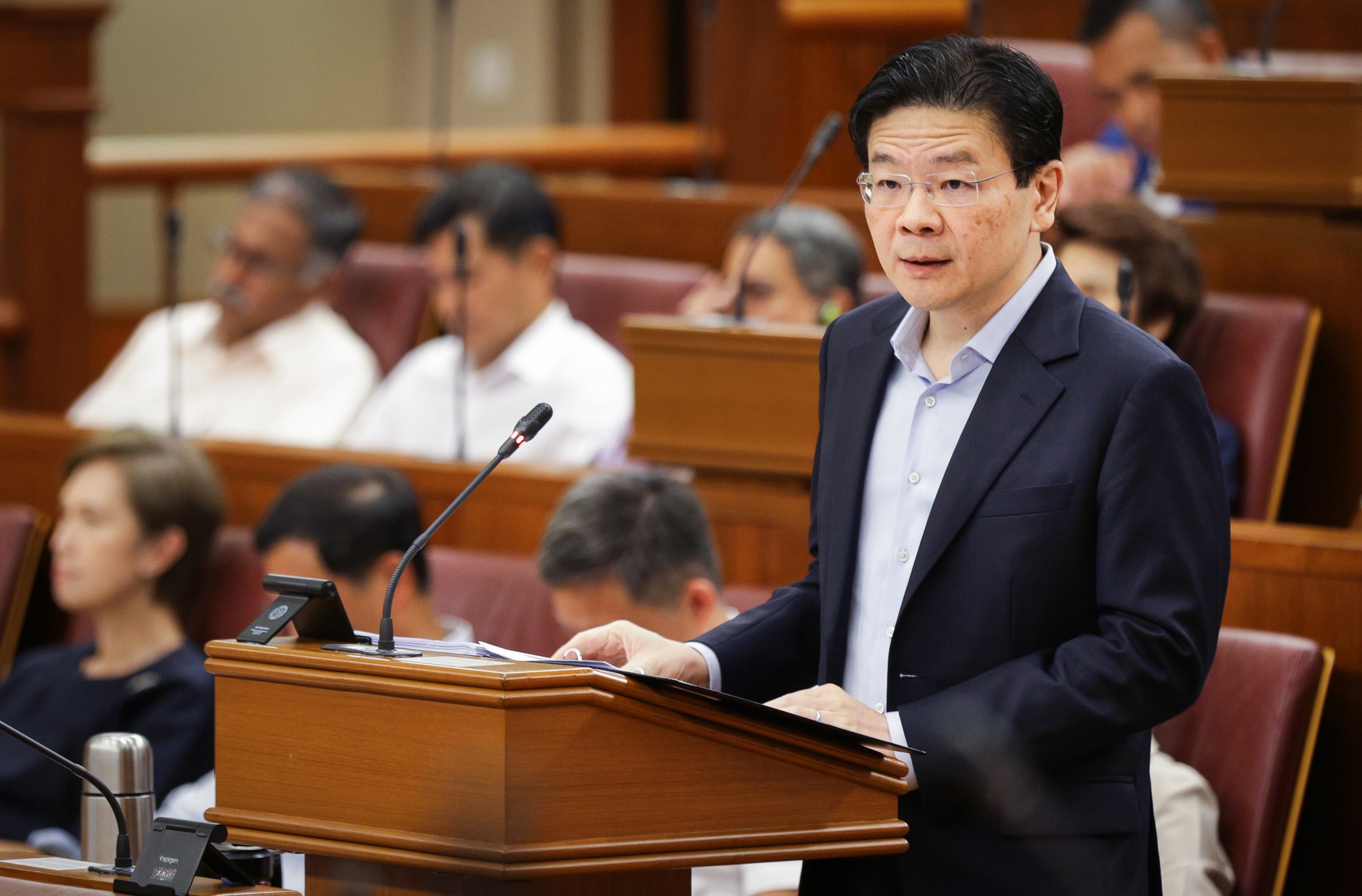 新加坡總理黃循財18日在國會發表2025年財政預算案施政方向。 (圖:X@LawrenceWongST)