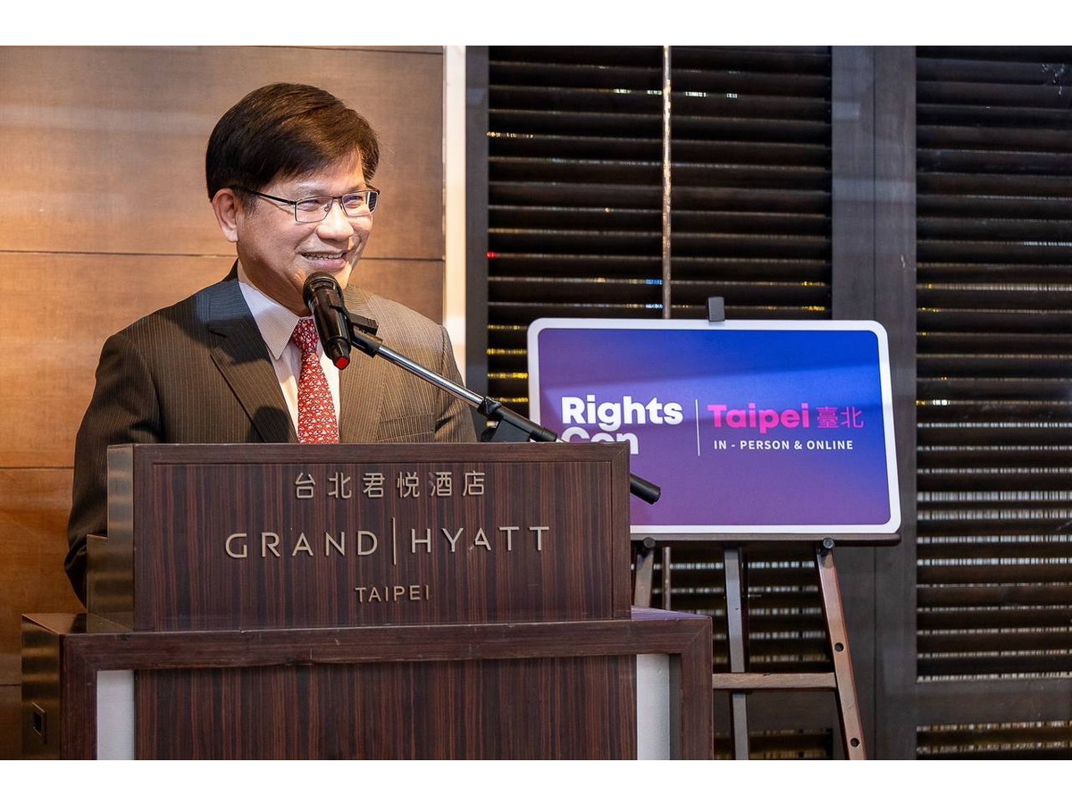 外交部長林佳龍出席2025全球數位人權大會貴賓晚宴，表示台灣會深化資安外交，共同提升網路自由 (外交部提供)