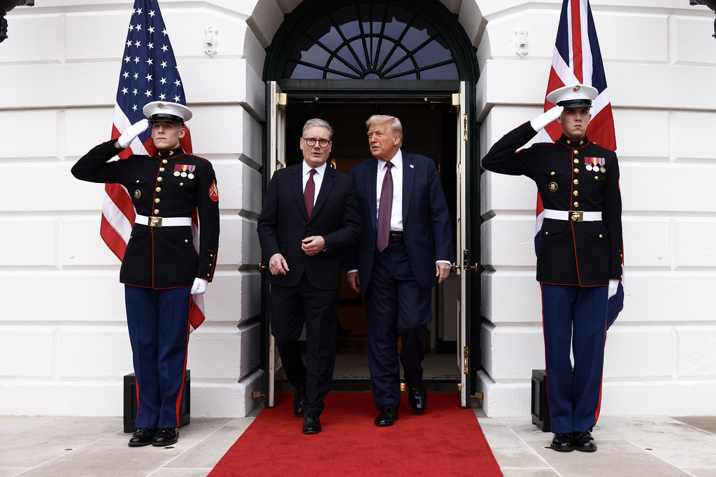 美國總統川普(Donald Trump)27日在白宮與英國首相施凱爾(Keir Starmer)會面。 (圖:英首相府)