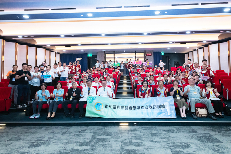 彰化基督教醫院3日發布新聞表示，工程師3月1日偵測到有駭客攻擊，掛號系統短暫失靈，不過經工程師搶修，沒有資料外洩、病患權益受損或者全面被癱瘓的情形。圖為彰基醫院接受衛福部委託作為資安演練示範基地。(彰基醫院提供)(圖：中央社)