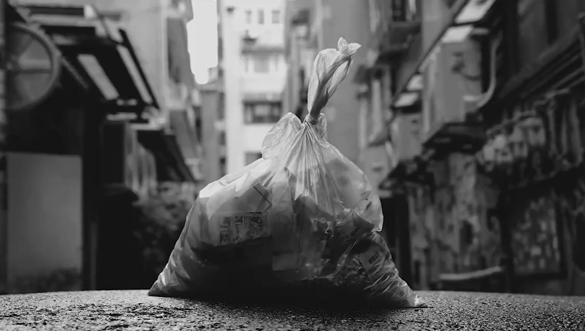 上百位台灣影視工作者「Taiwan Action影片計畫」影片曝光，盼為台灣「倒垃圾」。(圖：影片截圖)