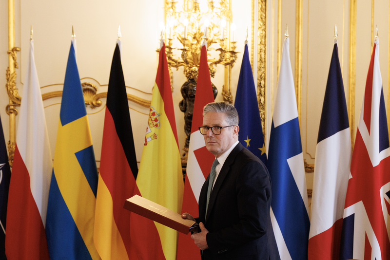 英國首相施凱爾倫敦時間15日將與約25位來自不同國家地區的領導人視訊會談，以進一步推動烏克蘭與歐洲的長久和平，並加強對俄羅斯施壓。(英國首相府提供)(圖：中央社)