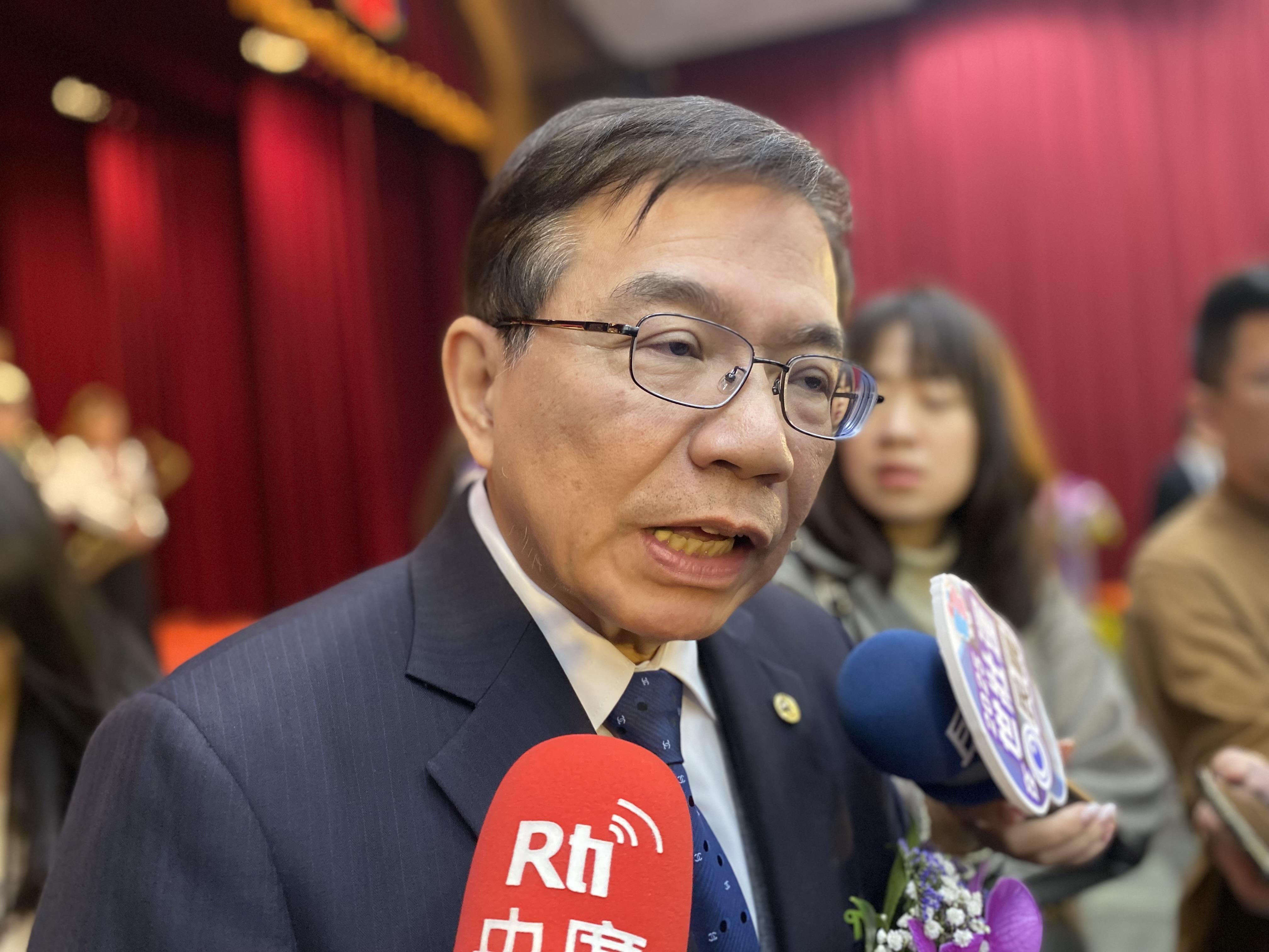 中華郵政董座王國材在郵政節大會後受訪。(吳琍君攝)