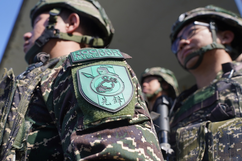 賴清德總統日前拍板國軍志願役調薪方案。圖為衛戍第二戰鬥隊官兵。(圖：中央社)