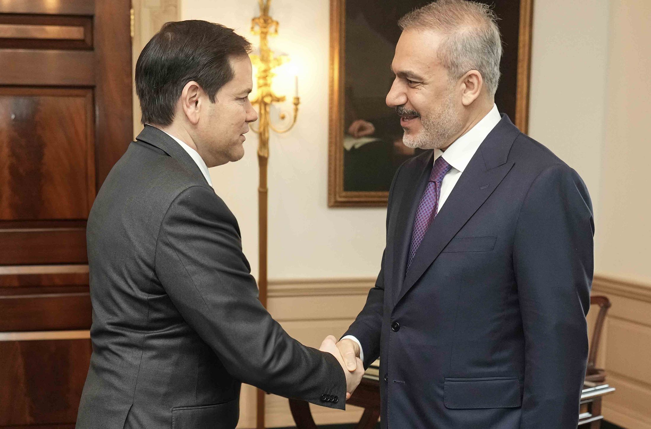 土耳其外長費丹(Hakan Fidan)25日會見美國國務卿盧比歐(Marco Rubio)。 (圖:X@SecRubio)