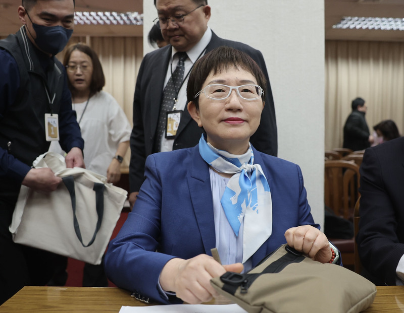 財政部長莊翠雲(前中)。資料照。(圖：中央社)