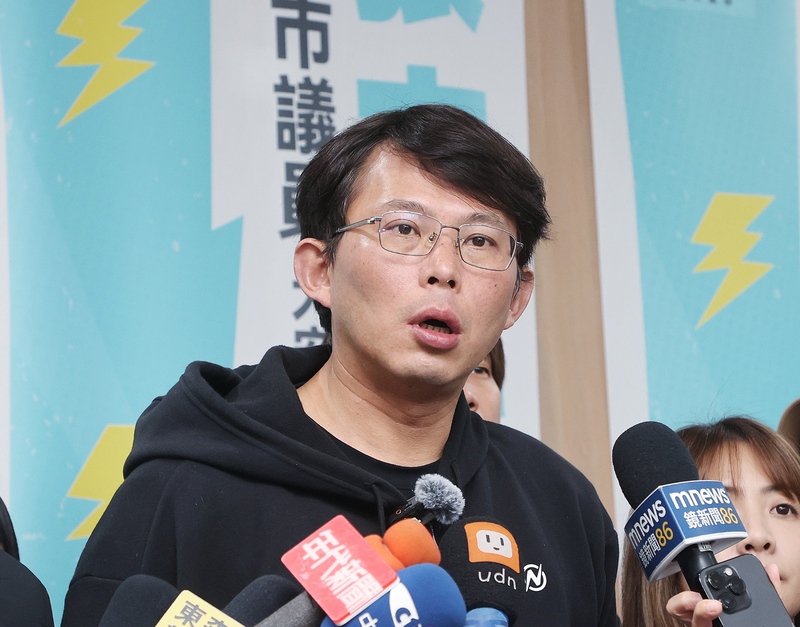 民眾黨立法院黨團5日正式函文立法院長韓國瑜，建請於7日召集黨團協商，並要求行政院於4月8日立法院會中，進行專案報告。圖為民眾黨主席黃國昌。(圖：中央社)