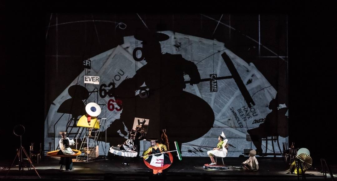 南非當代藝術巨擘威廉・肯特里奇在全球引發熱烈討論的作品《女先知》，4月11日至13日將登上台北表演藝術中心大劇院進行亞洲首演。(北藝中心提供)