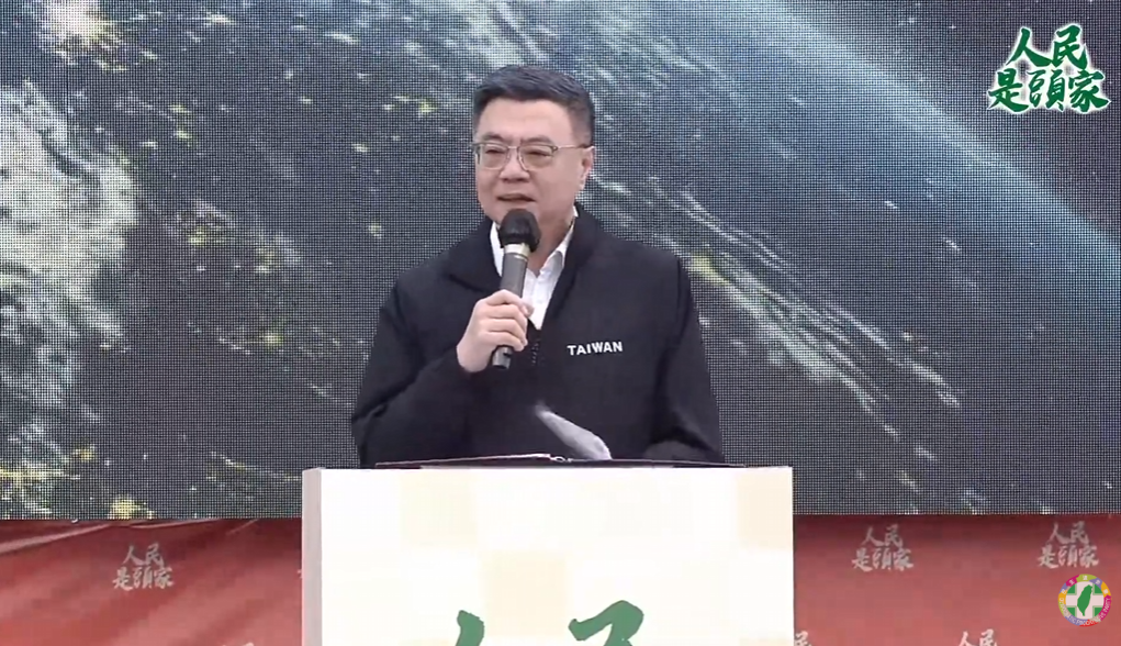 行政院長卓榮泰12日傍晚出席民進黨「人民是頭家」政策宣講會新竹場，談話鎖定經濟議題。(翻攝YT直播)