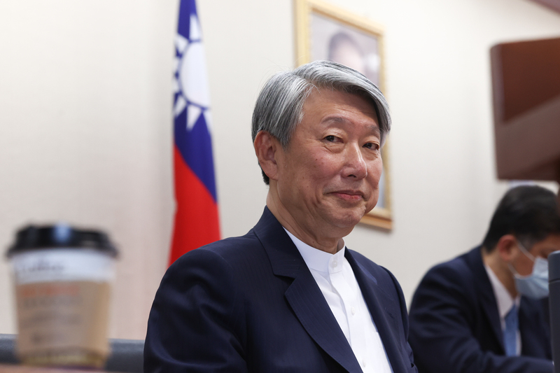 美國高關稅措施恐導致中國產品經由台灣洗產地，經濟部長郭智輝16日在立法院表示，政府對洗產地議題嚴陣以待，這也攸關台灣在談判時能否獲得美國信任。為防堵違規轉運，經濟部採取監測進口量、從嚴處罰、加強反傾銷調查及加強對業者宣導等4項作法。(圖：中央社)