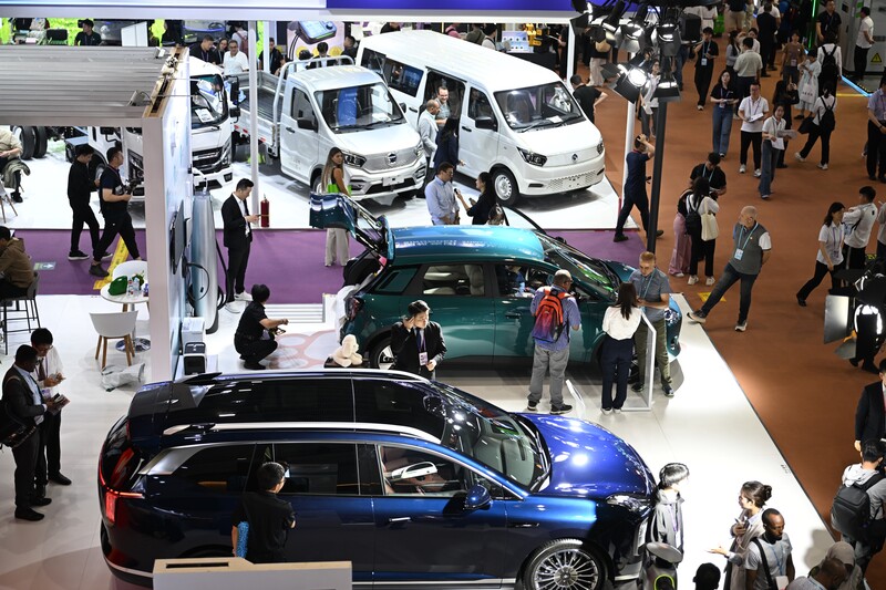 第137屆中國進出口商品交易會(廣交會)15日開幕。圖為會場一隅。(中新社提供)(圖：中央社)