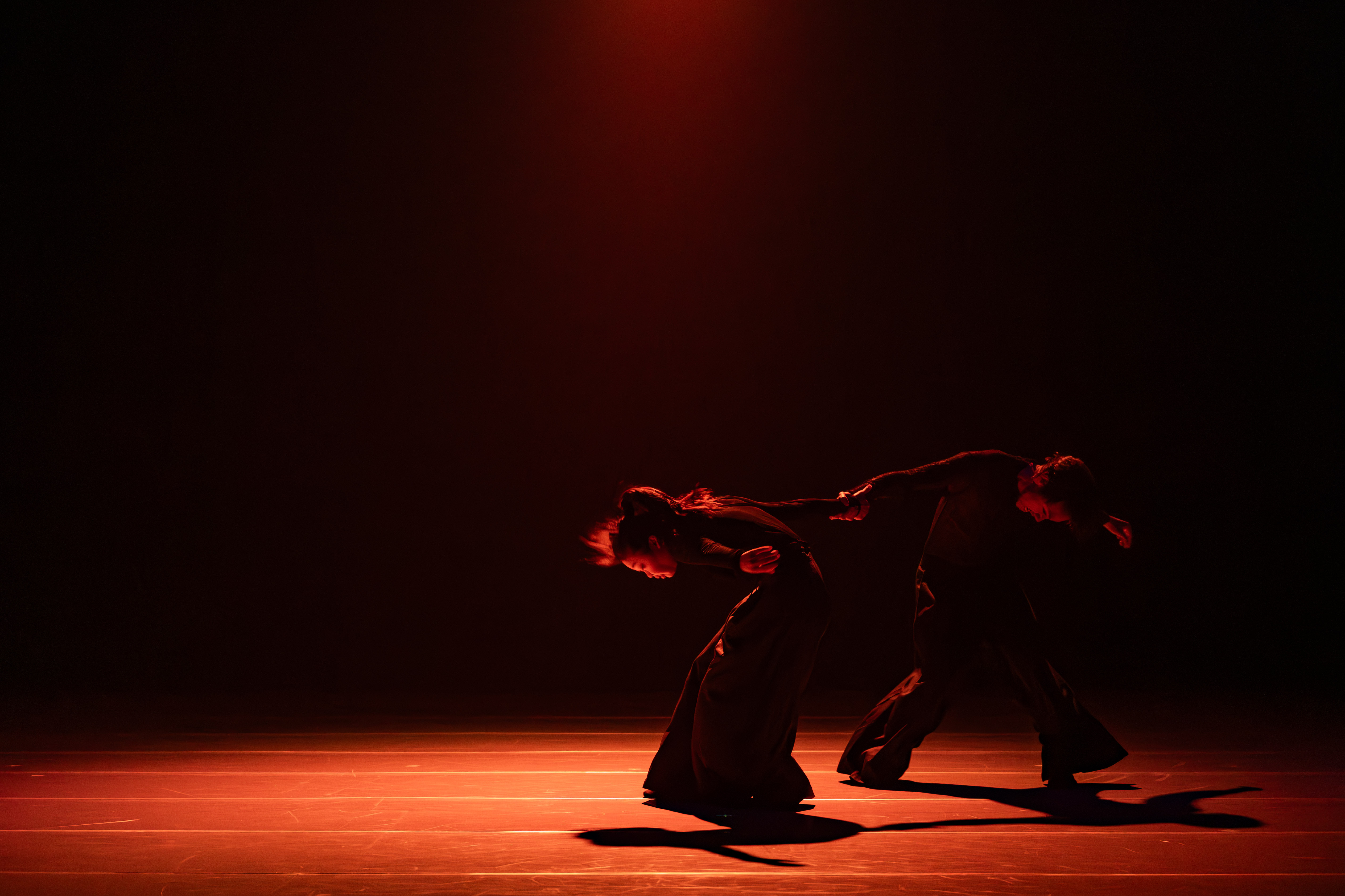 黃仕豪《渡鴉》受到義大利維琴察市立劇院邀請，將前往演出交流。(林政億 攝／曉劇場提供)