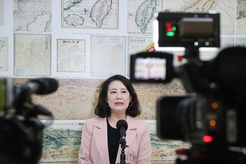 民進黨團幹事長吳思瑤（圖）17日表示，民進黨面對共諜提出法案、更以身作則研修黨團內規，呼籲在野黨若真心反共諜滲透，請一起支持「國安十法」。資料照。 (圖：中央社)