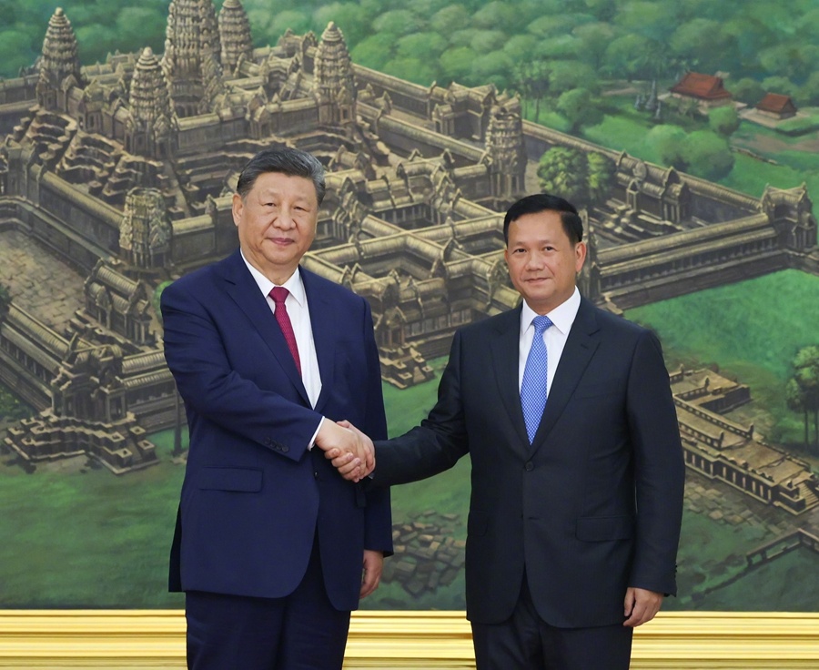 中國國家主席習近平4月17日與柬埔寨總理洪馬內舉行會談(圖)，隨後柬媒即報導柬埔寨將修法強化防止洗產地措施。資料照片(圖：取自中國外交部)
