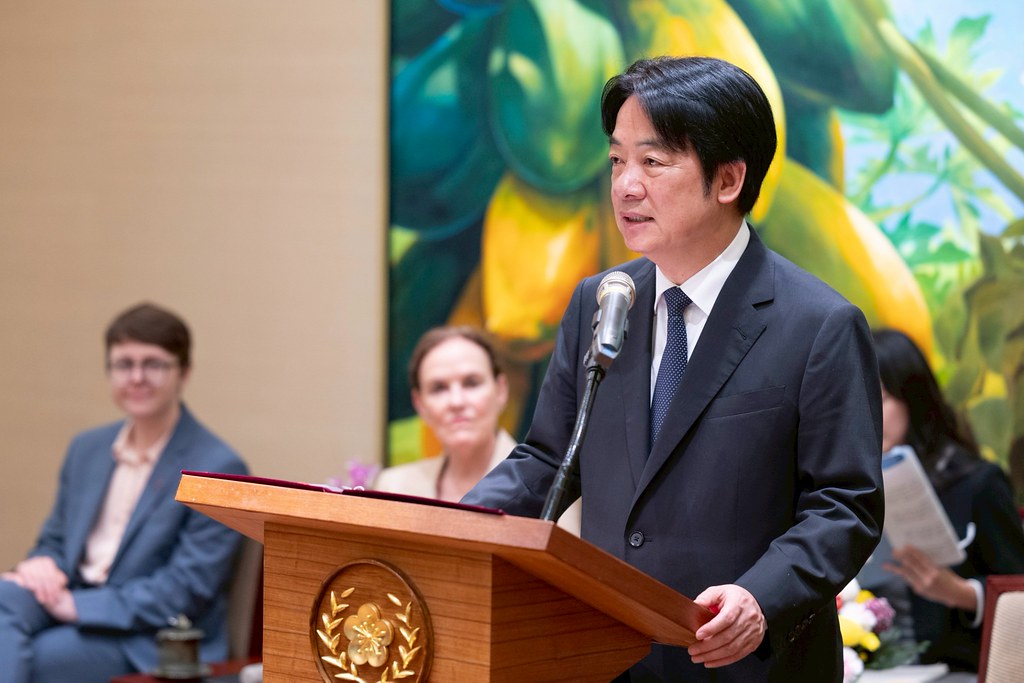 賴清德總統23日上午接見新美國安全中心(CNAS)下一世代國安領袖計畫(Next Gen)訪問團。(圖：總統府)