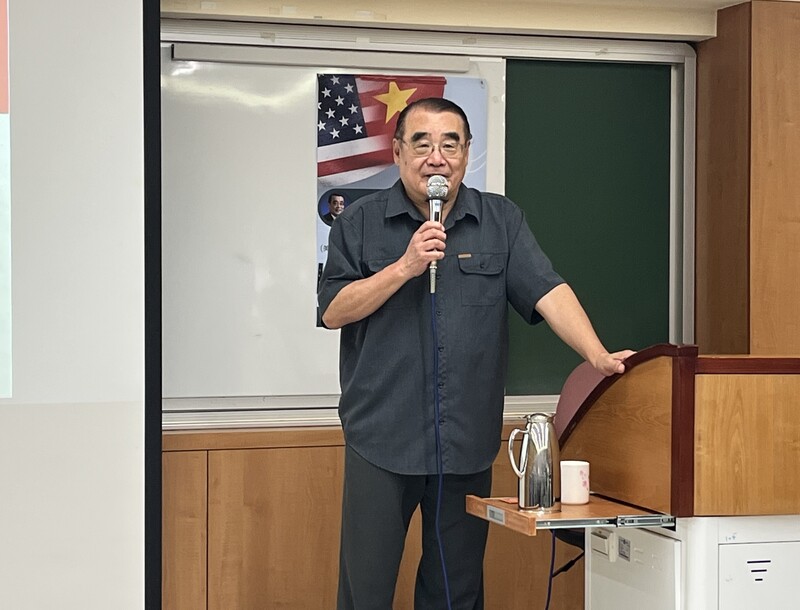 美國美利堅大學國際關係學院教授趙全勝24日在政治大學進行「川普2.0與中美博奕」專題演講。 (圖：中央社)