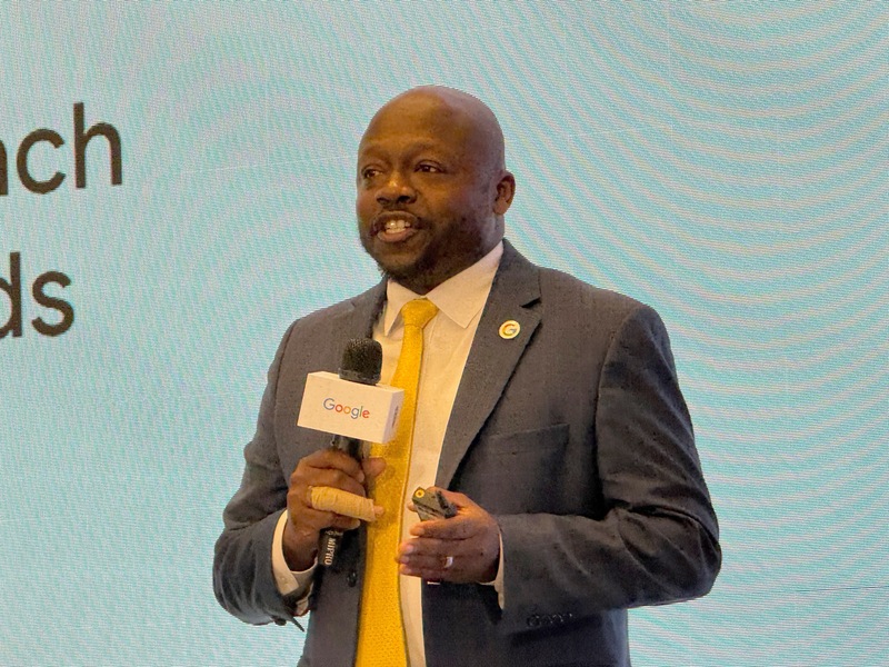 Google全球政府事務暨公共政策副總裁懷特25日出席亞太防詐論壇表示，Google推出手機遊戲ShieldUp!，透過遊戲化的方式宣導防詐，預計今年下半年在台灣上線。(圖：中央社)