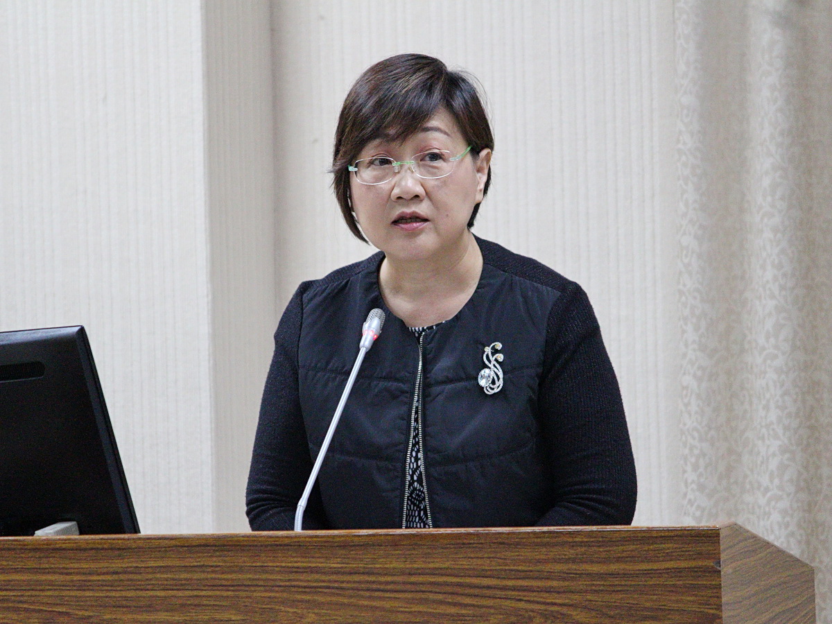 僑委會委員長徐佳青表示，美國對等關稅對於海外僑台商的衝擊相當大 (央廣檔案/記者王照坤 攝)